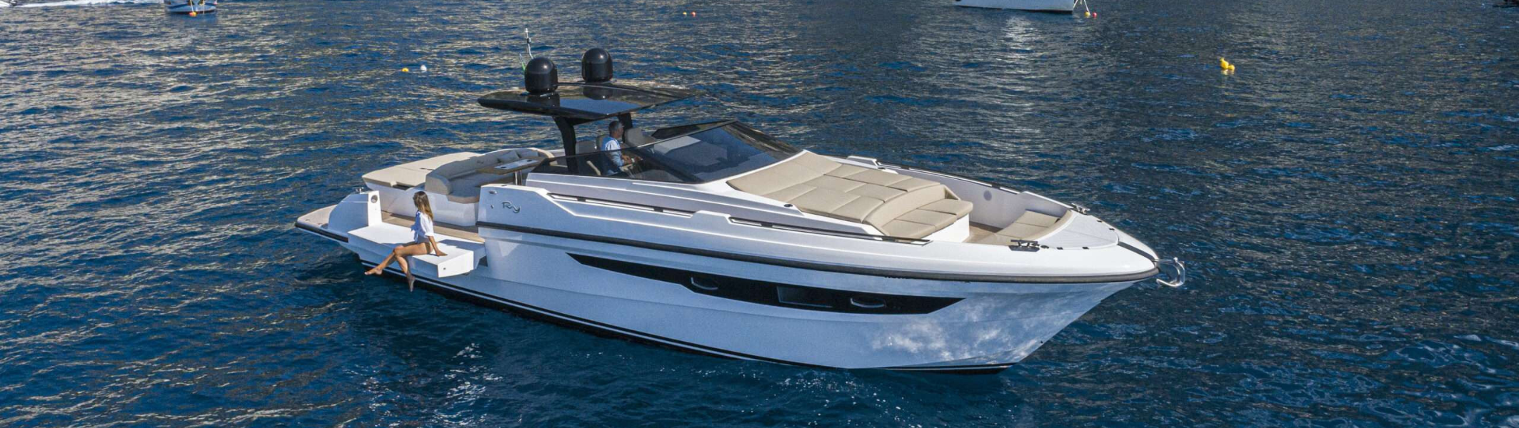 Background RIO YACHTS DAYTONA 50