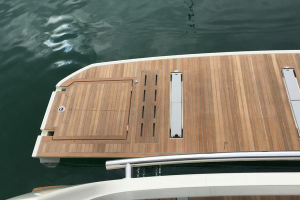 Picture 5 BENETEAU MONTE CARLO 5 S