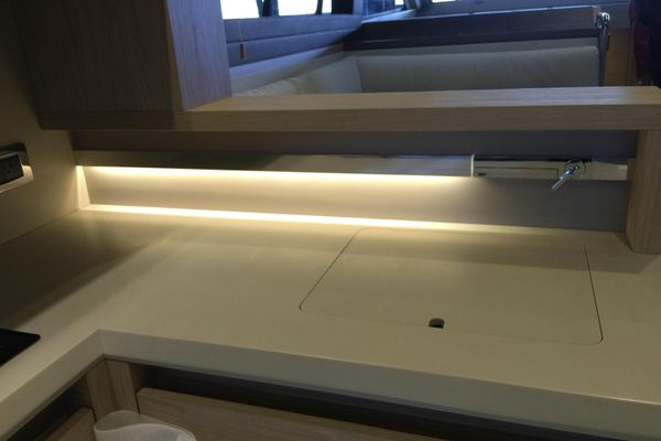 Picture 6 BENETEAU MONTE CARLO 5 S