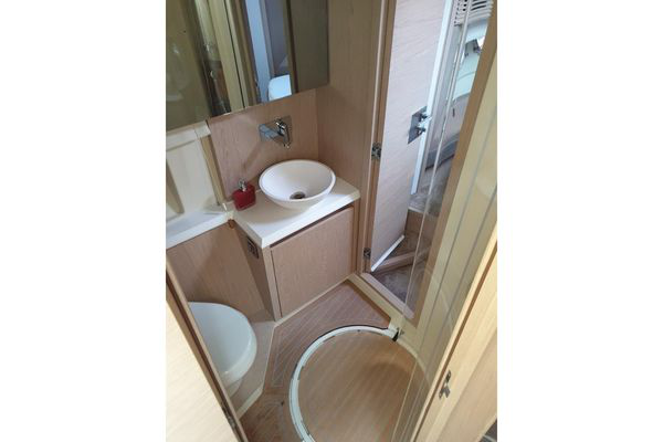 Picture 20 BENETEAU MONTE CARLO 5 S