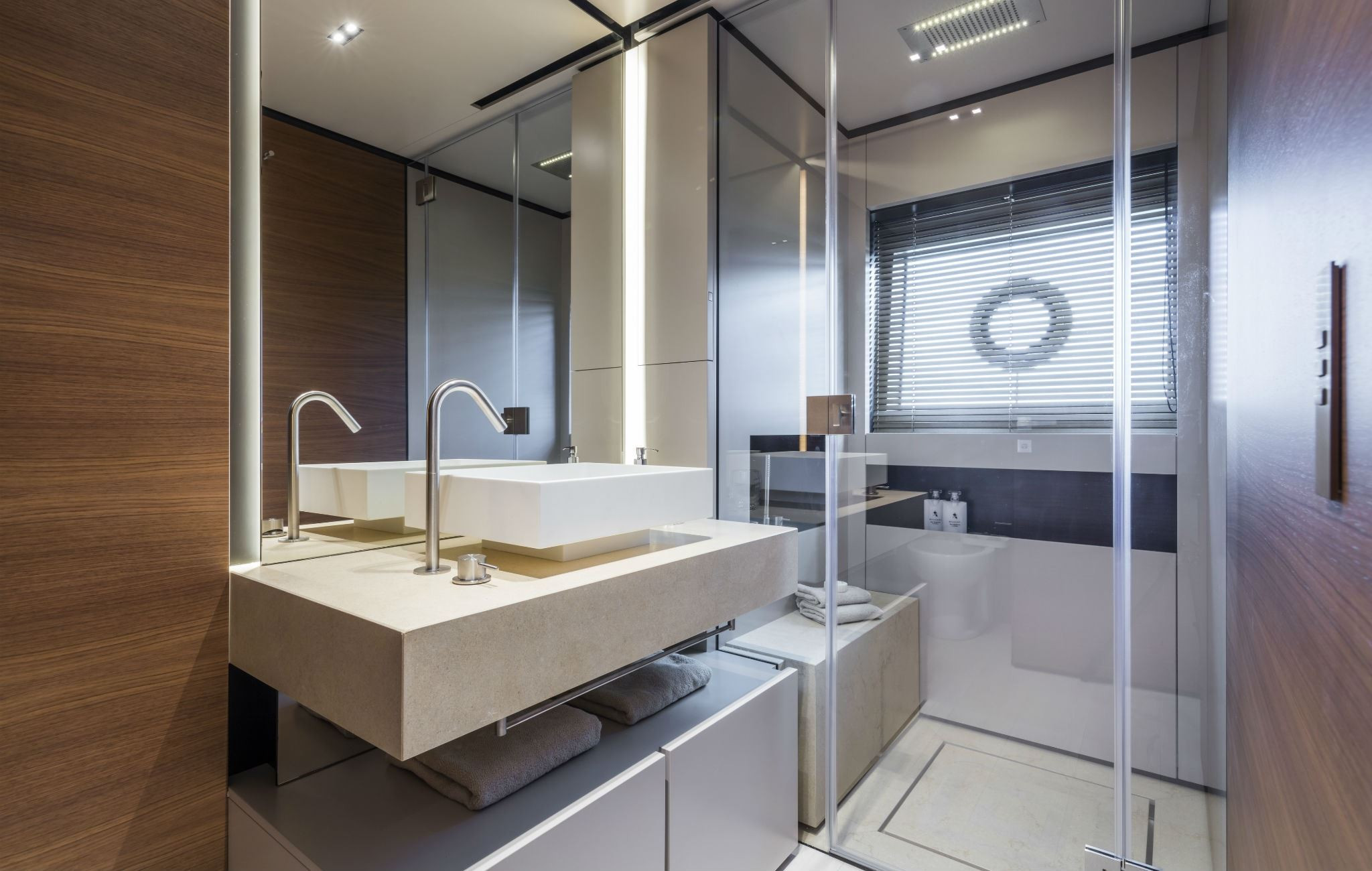 Picture 16 Custom Line NAVETTA 33