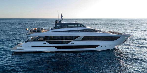 Thumbnail FERRETTI 1000 Skydeck