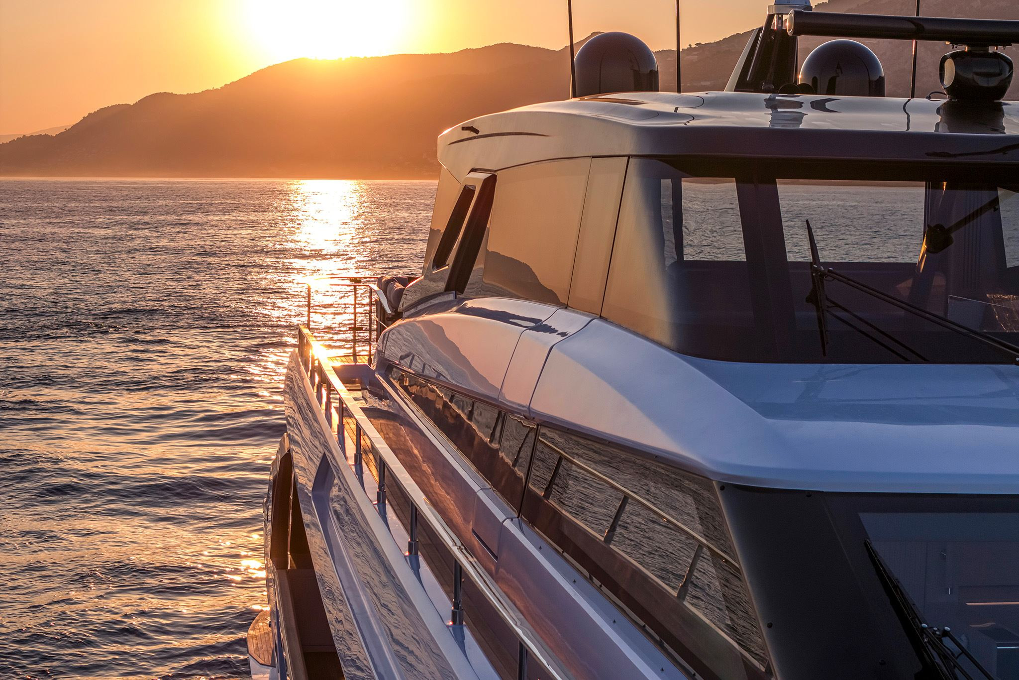 Picture 6 FERRETTI 1000 Skydeck