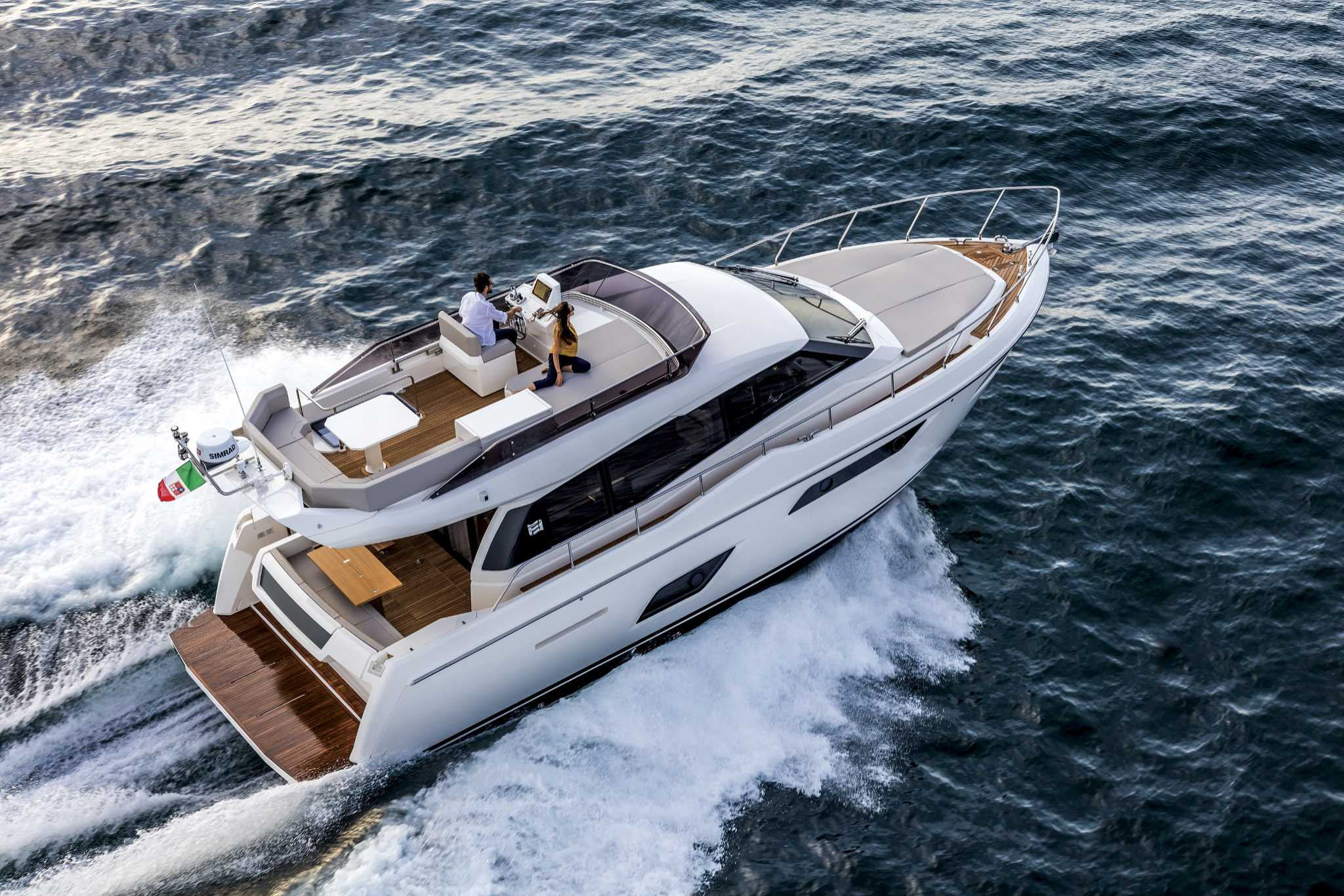 Picture 2 FERRETTI 450