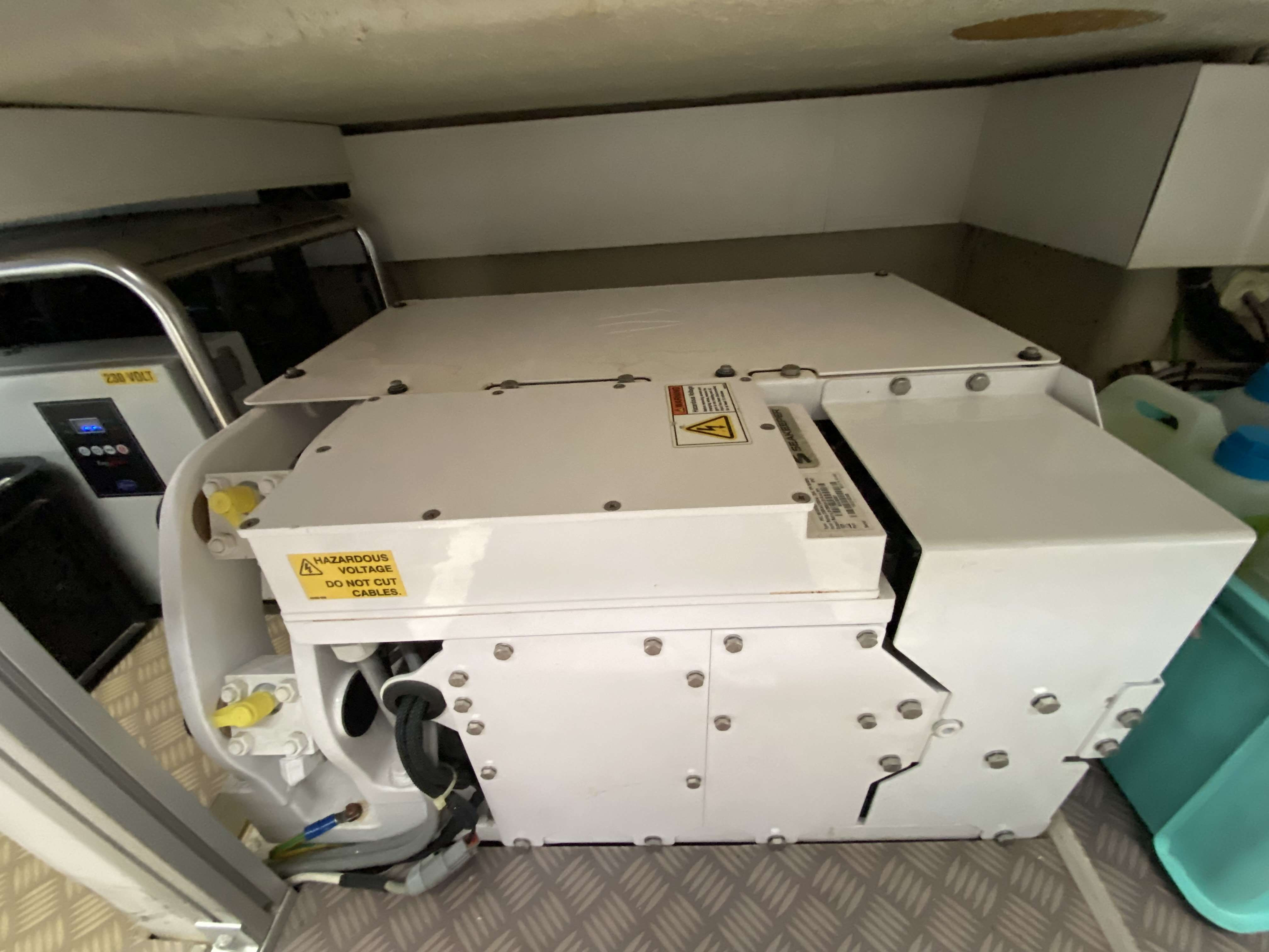 Picture 19 FERRETTI 550