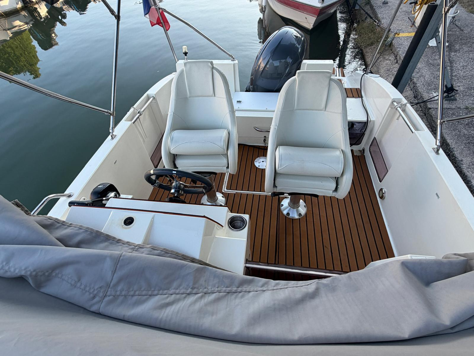 Picture 11 PACIFIC CRAFT  6.50 SUN CRUISER