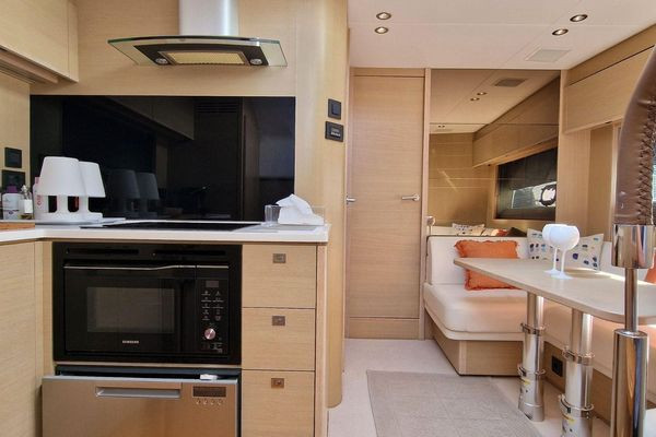 Picture 14 Princess V50