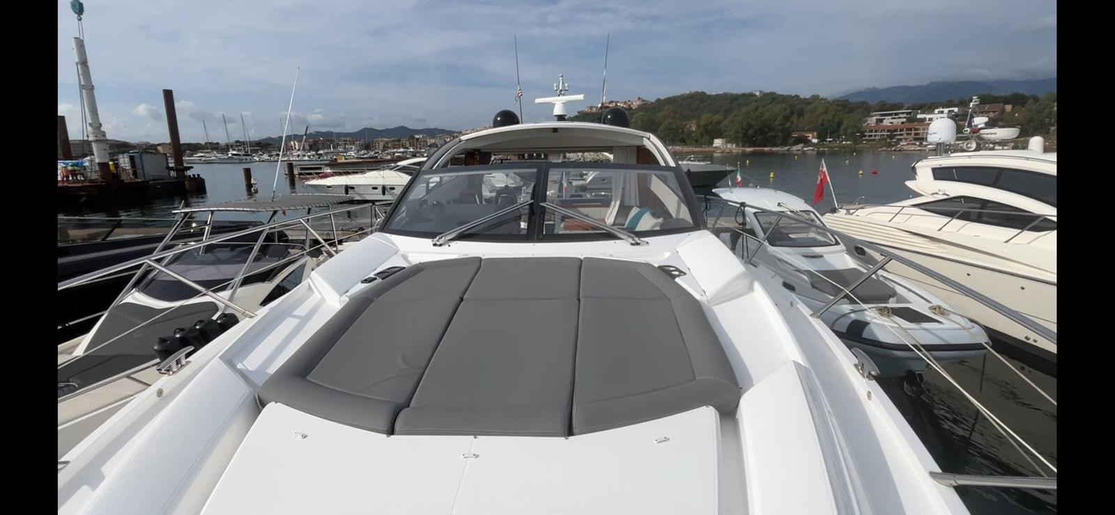 Picture 7 Sunseeker Predator 57