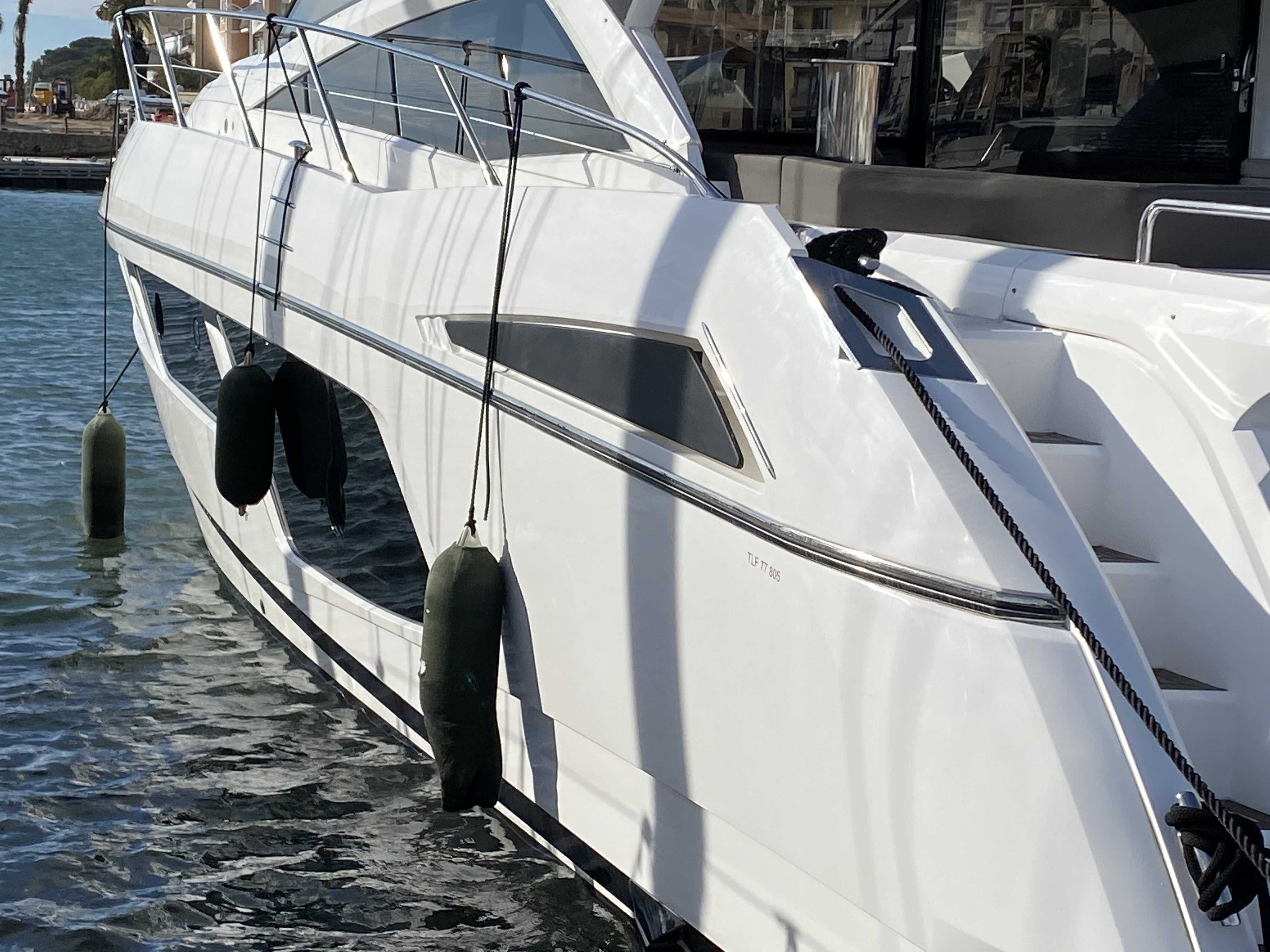 Picture 9 Sunseeker Predator 57