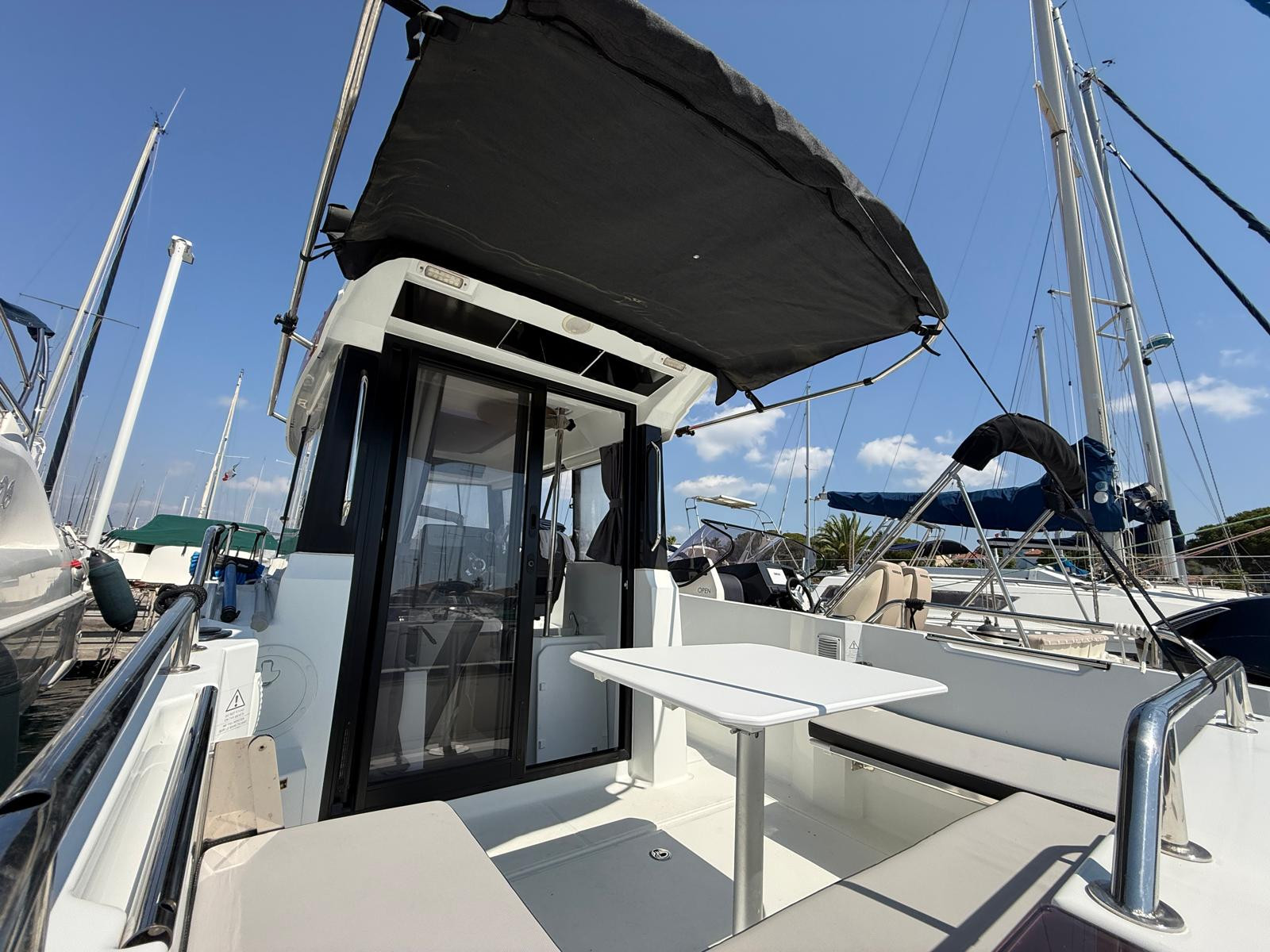 Picture 3 BENETEAU MERRY FISHER 695 SPORT S2