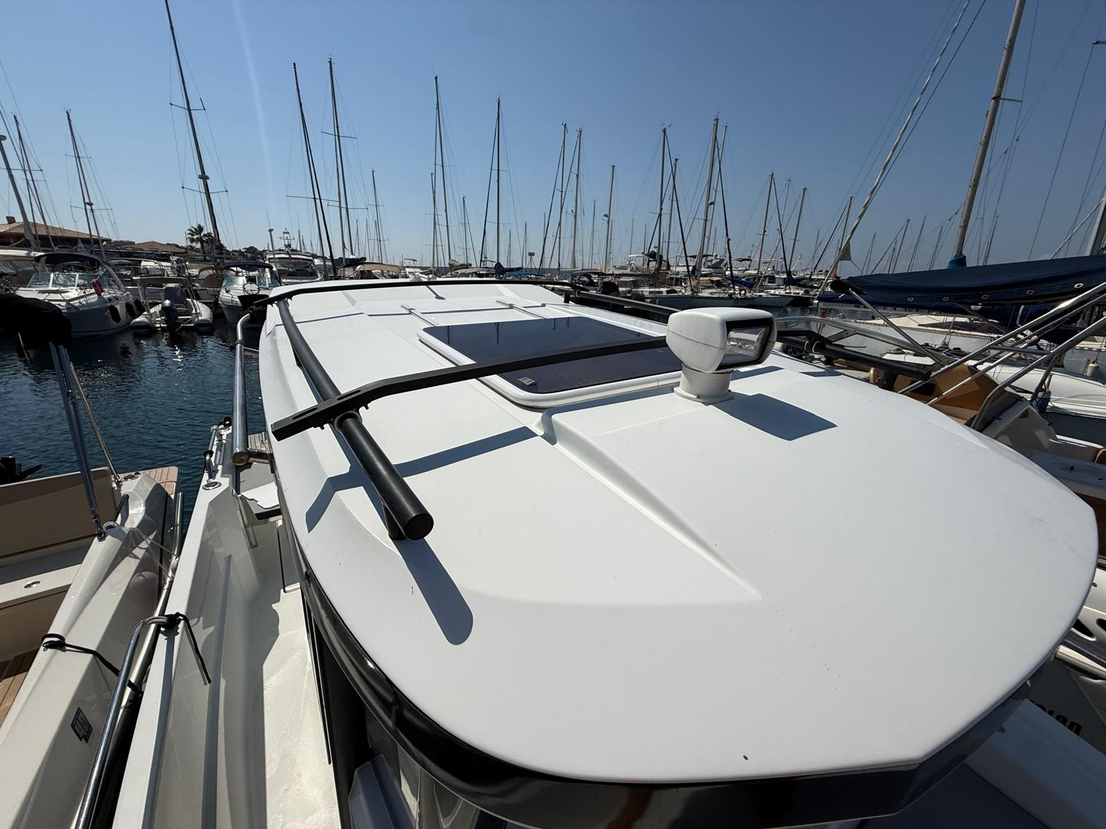 Picture 11 BENETEAU MERRY FISHER 695 SPORT S2