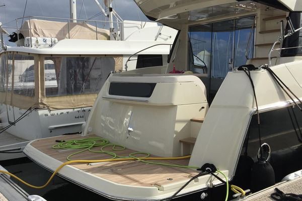Picture 3 BENETEAU MONTE CARLO 5 S