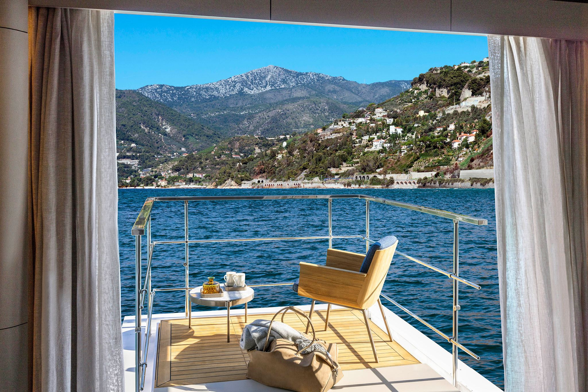 Custom Line 50 neuf en vente chez JMA Yachting