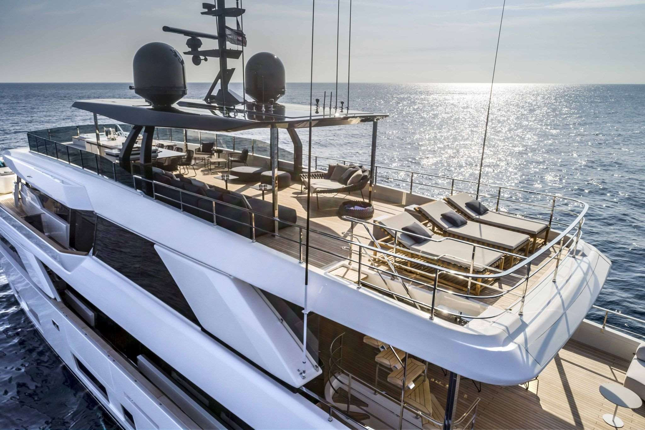 Custom Line Navetta 42 neuf en vente chez JMA Yachting