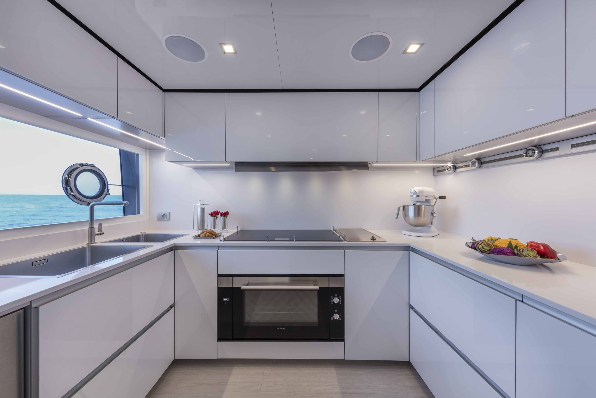 Custom Line Navetta 42 neuf en vente chez JMA Yachting