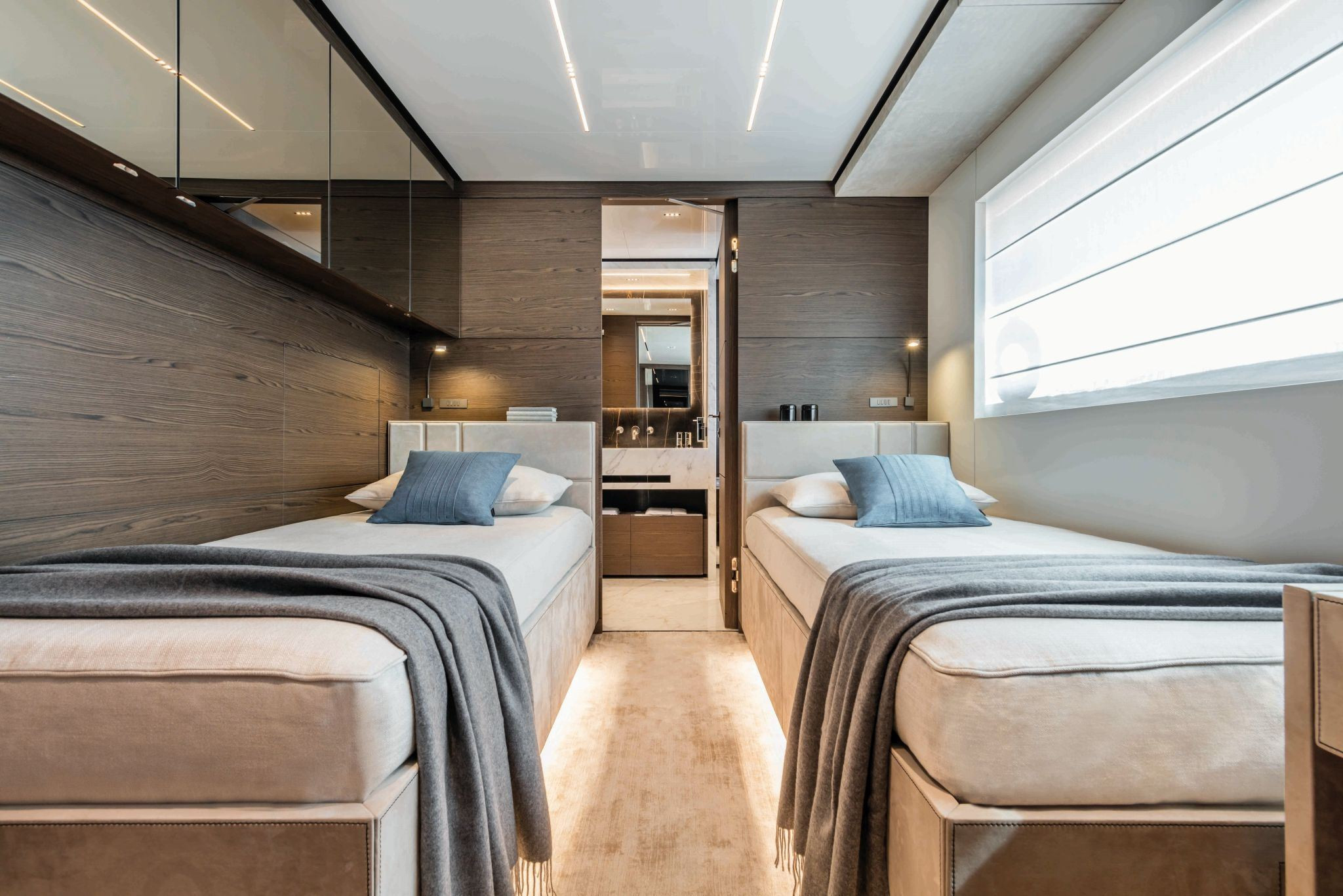 Custom Line Navetta 42 neuf en vente chez JMA Yachting