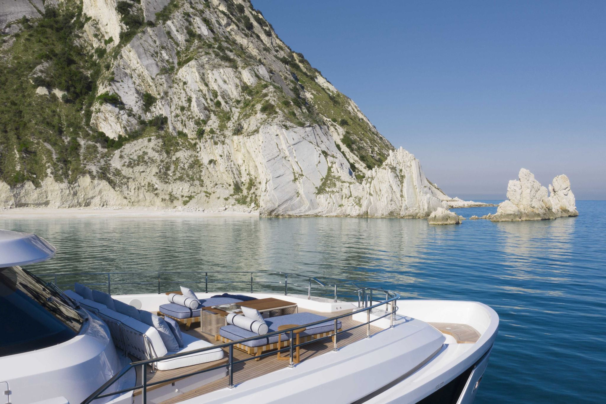 Custom Line Navetta 30 neuf en vente chez JMA Yachting