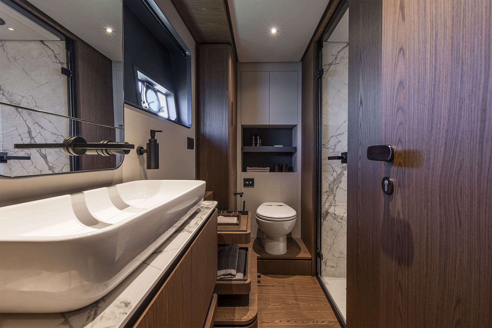 Ferretti Yachts 580 neuf en vente chez JMA Yachting