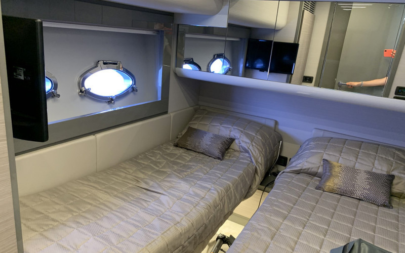 Pershing 62 d'occasion en vente chez JMA Yachting