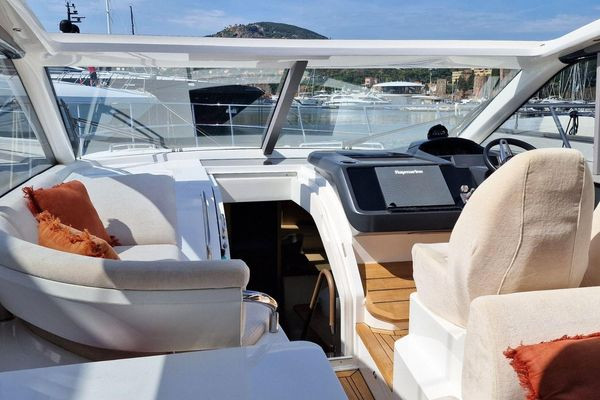 Princess V50 d'occasion en vente chez JMA Yachting