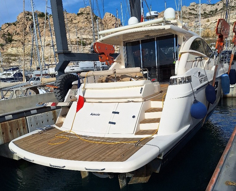 Queens Yachts 54 d'occasion en vente chez JMA Yachting