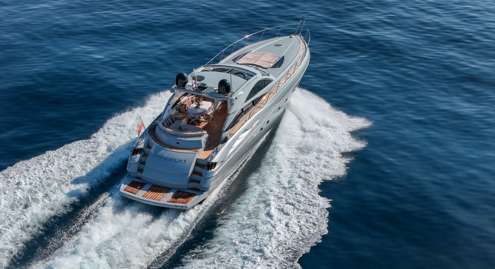 Picture 1 Sunseeker PREDATOR 68