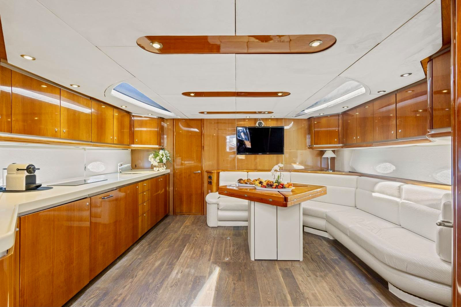 Picture 7 Sunseeker PREDATOR 68