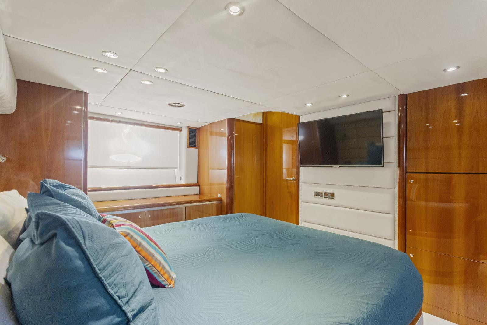Picture 14 Sunseeker PREDATOR 68