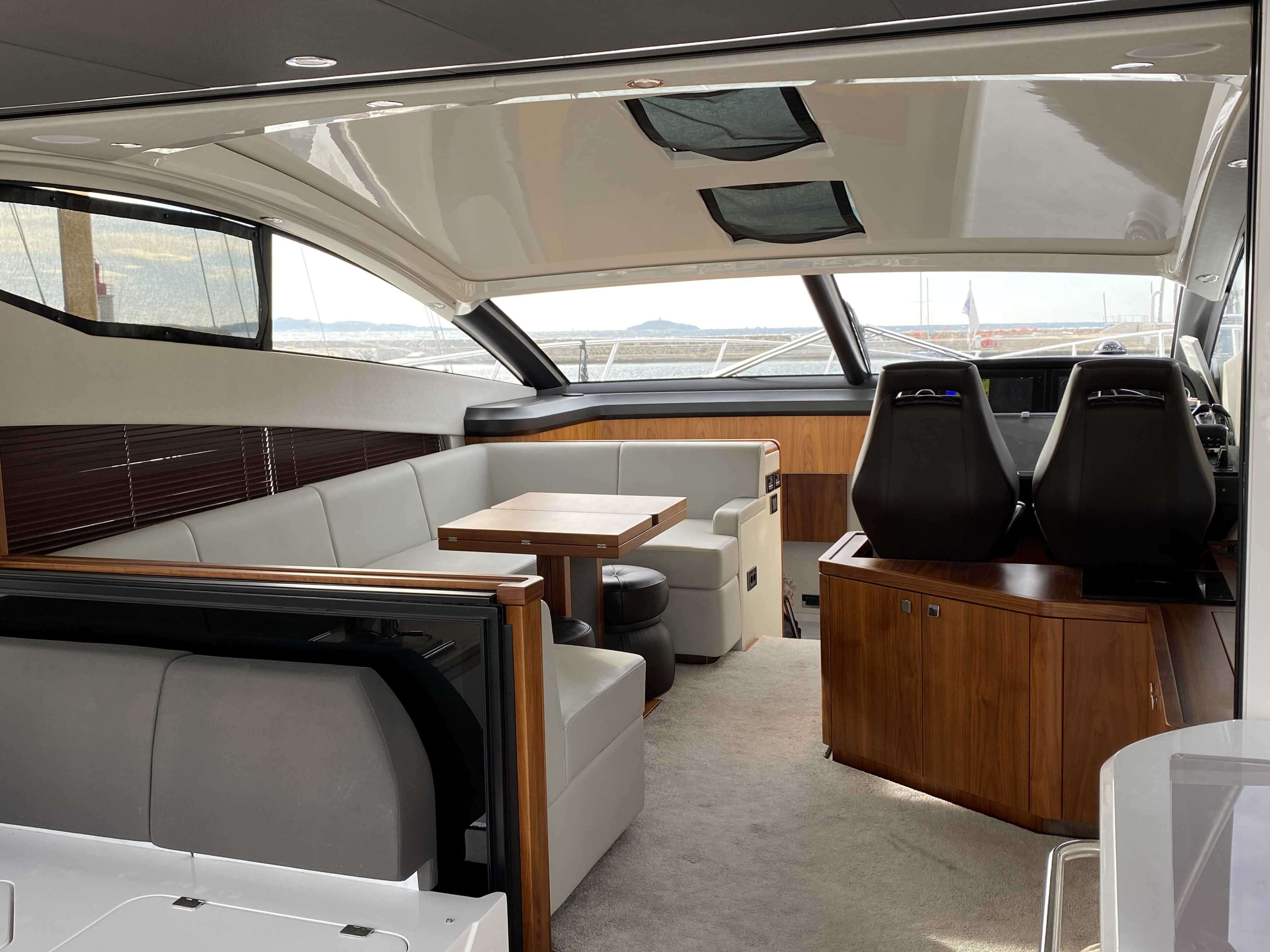 Picture 3 Sunseeker Predator 57